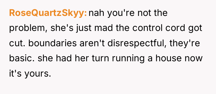 RoseQuartzSkyy nah you're not the problem, she's just mad the...