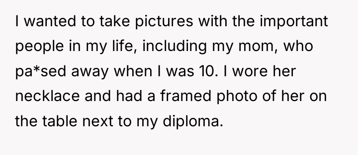 I wanted to take pictures with the important people in...