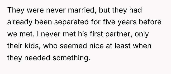 They were never married, but they had already been separated...