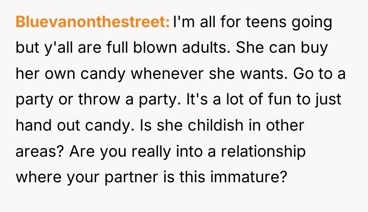 Bluevanonthestreet I'm all for teens going but y'all are full...